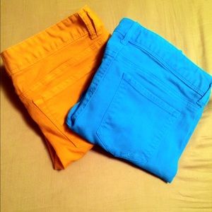 *Worn Once* Two pairs of Express Capri pants!💙