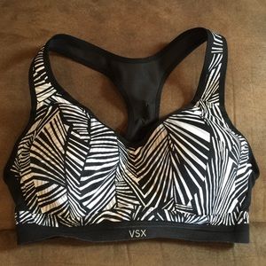 Victoria Secret Sport Bra