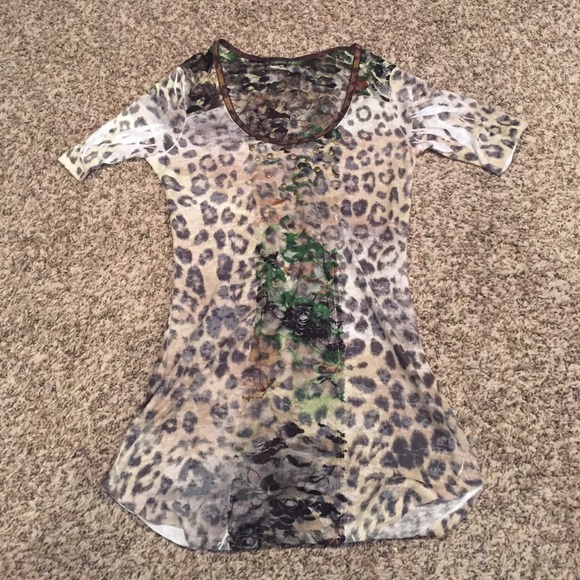 Leopard buckle top