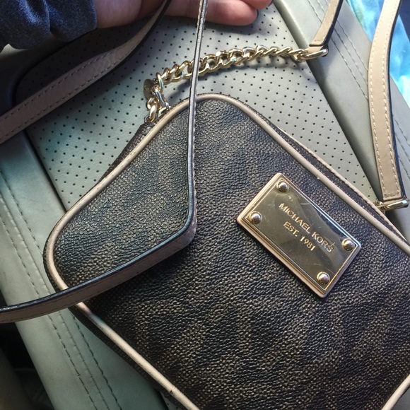 Michael kors Crossbag purse - Picture 2 of 2