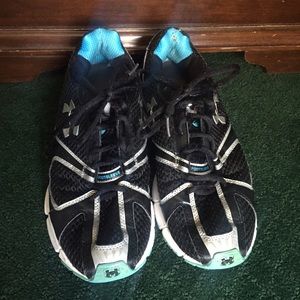Under Armour Womens Shoes