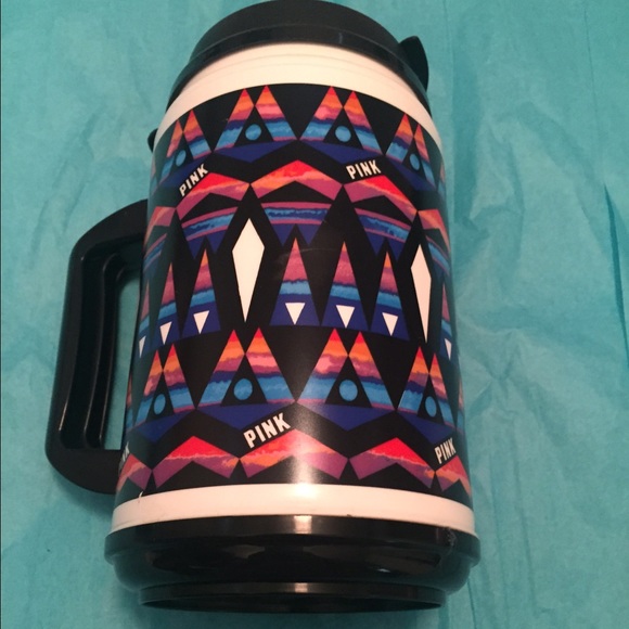 PINK Victoria's Secret Accessories - VS Pink Multicolored Aztec Chug Mug💕