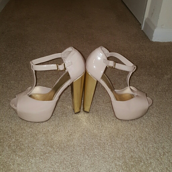 Nude Heels!