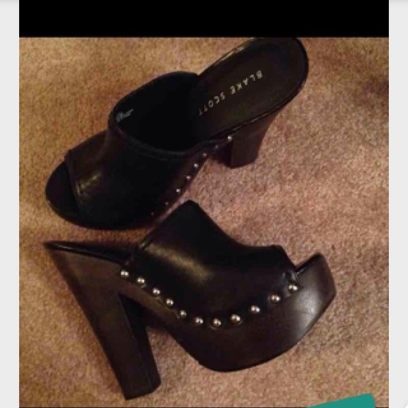 Super sexy Blake Scott