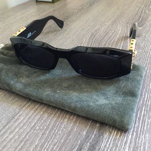 Vintage Versace Black Sunglasses FOR HONORATA