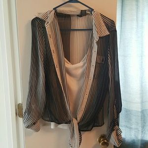 Black/white striped top