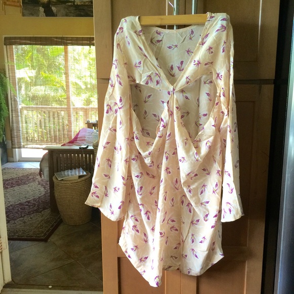 🌸SOLD🌸 Acacia Tortolla dress Island Orchid NWOT - Picture 3 of 4