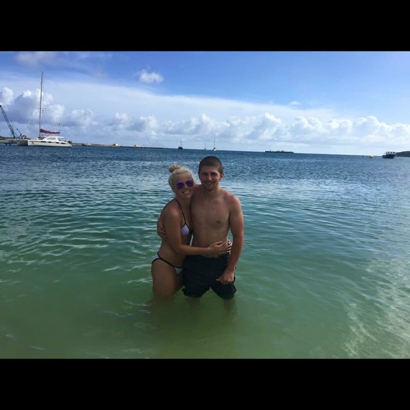 HUGE CLOSET SALE💜💜💜Meet your posher! - Picture 2 of 4