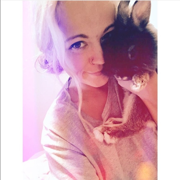 HUGE CLOSET SALE💜💜💜Meet your posher! - Picture 4 of 4