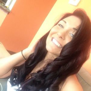 Meet your Posher, Holli