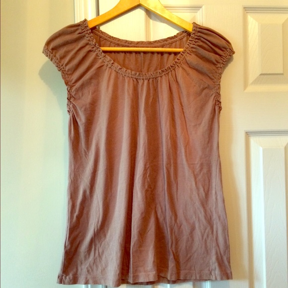 Sleeveless/Cap sleeve T ~ Taupe ~ Size L