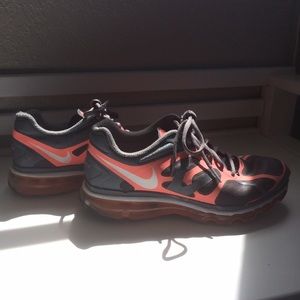 Nike AIR MAX size 8.5