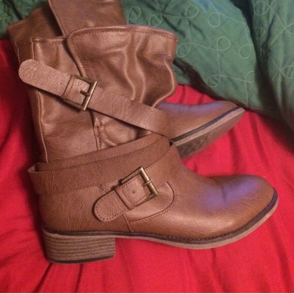 Mossimo Target brand ankle boots. Size 11