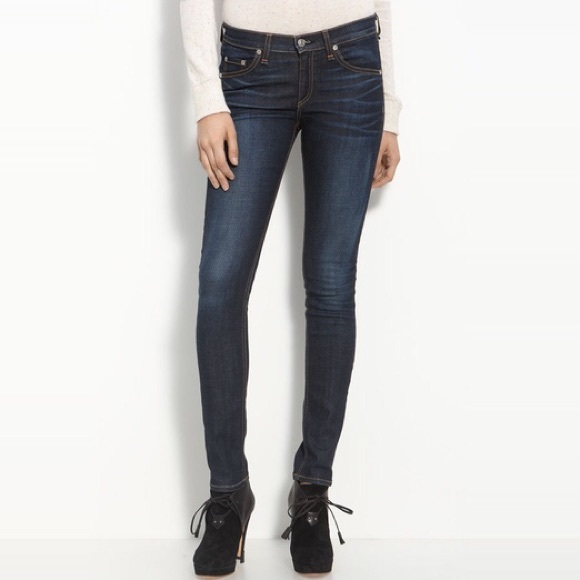 skinny fit tapered jeans