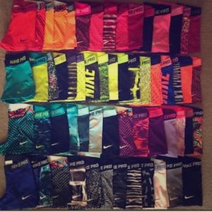 ⁉️ ISO Nike Pro shorts size Mediums, $20 or less⁉️