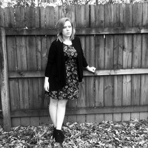 Meet your Posher, Noelle