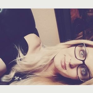 Meet your Posher, Marisa