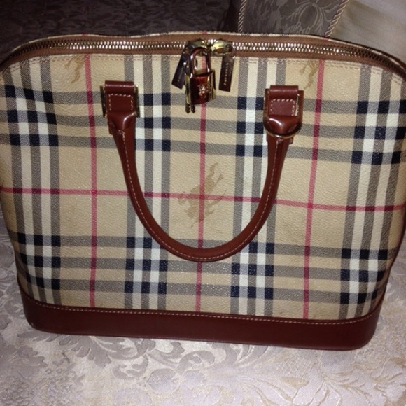 Women's Authentic Burberry Bag