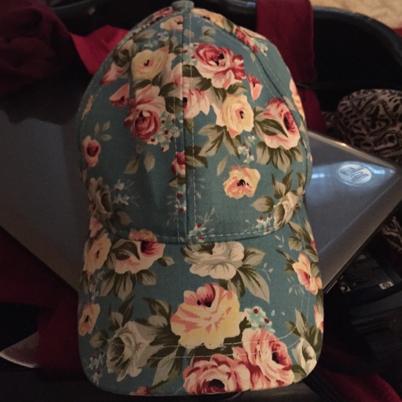 Women's hat
