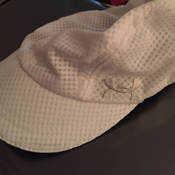 Women's white hat