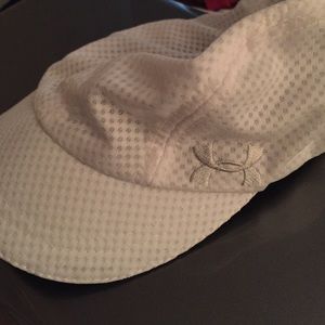 Women's white hat