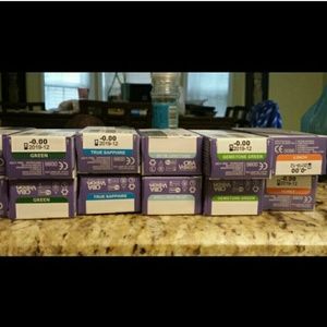 Freshlook Non-prescription contacts