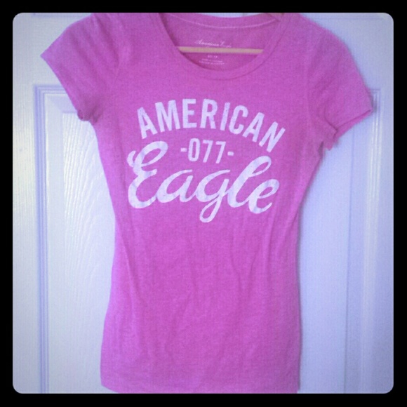 American Eagle Tshirt