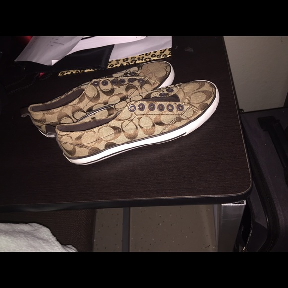 Coach tennis shoes - Picture 1 of 3