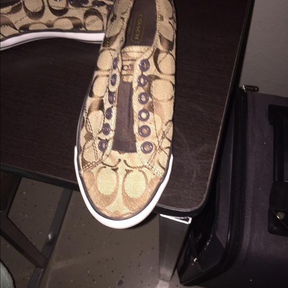 Coach tennis shoes - Picture 3 of 3