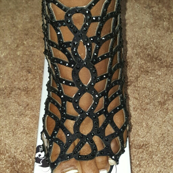 Black 4" Cut-out Peep Toe Heels with Sparkle - Picture 3 of 4