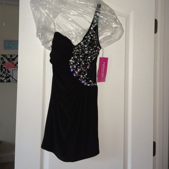 Size Small embellished homecoming dress