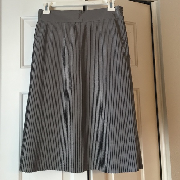 Darling gray skirt