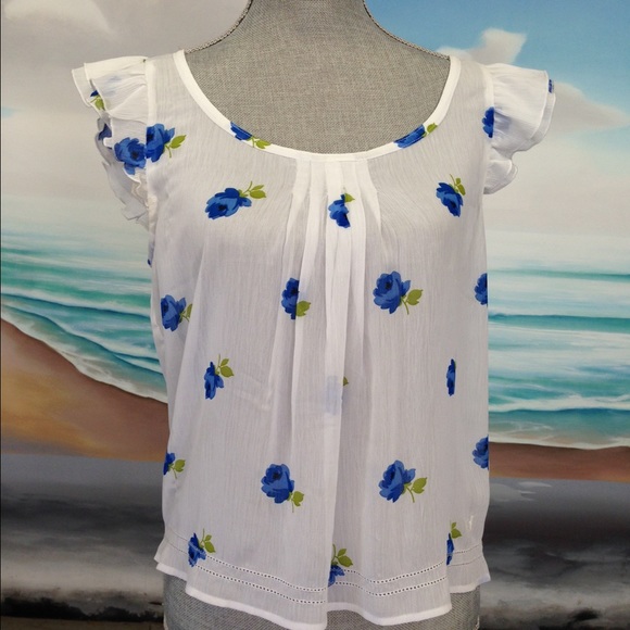 Gilly Hicks Blouse