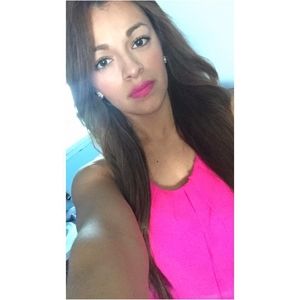 Meet your Posher, Lilia aldahir