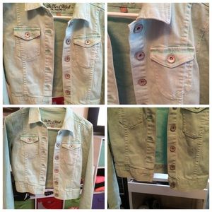 Bright teal (hard to tell in pic) Jean jacket