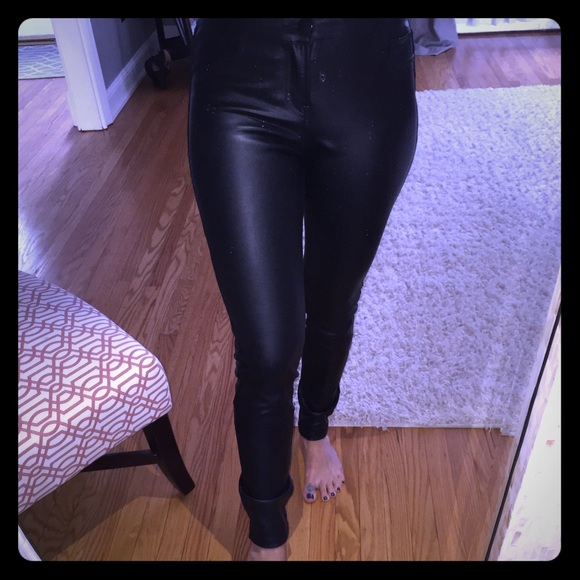 Faux leather skinny pants