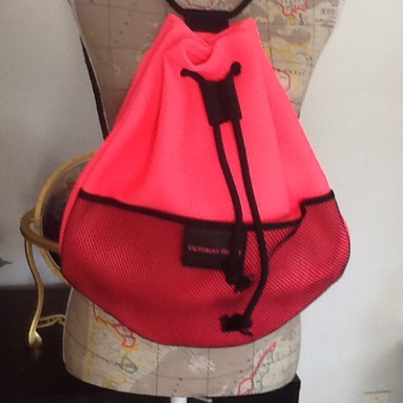 Victoria's Secret Handbags - BNWOT VS neoprene napsack/beach bag
