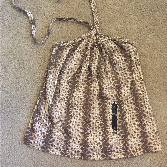 Top - Picture 2 of 3