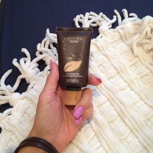 Amazonian clay full coverage foundation