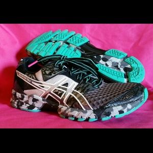 Asics gel noosa tri 8 shoes