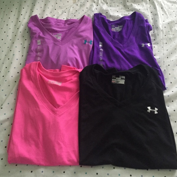 4 Extra Large Under Armour Tshirts