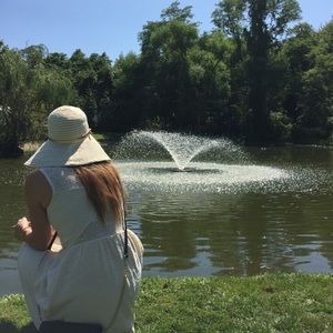 Meet your Posher, Raymond