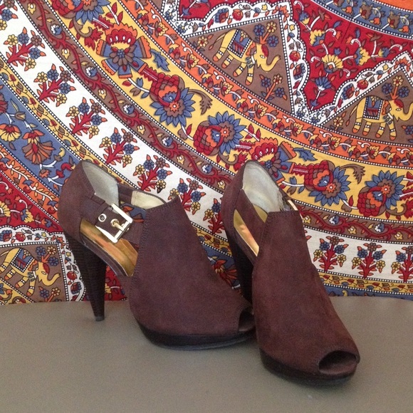Beautiful Michael Kors size 8