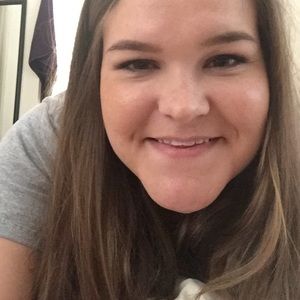 Meet your Posher, Laura beth