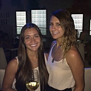 Meet your Posher, Danae