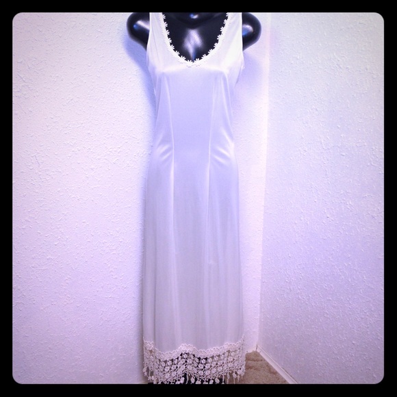 Florencia Other - Vintage Florencia gown