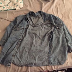 XL Old Navy Jean Jacket super cute!