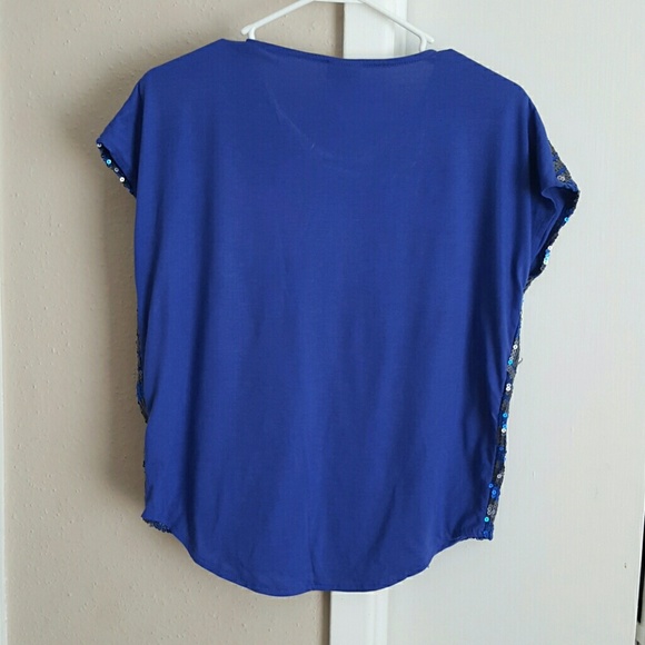 Dazzling ladies sequin top - Picture 2 of 2