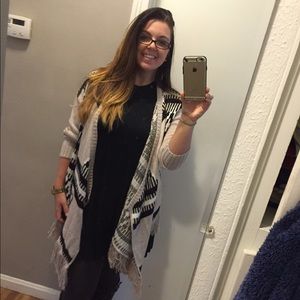 Meet your Posher, Sandy