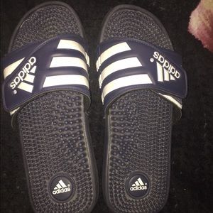 Adidas flip flops